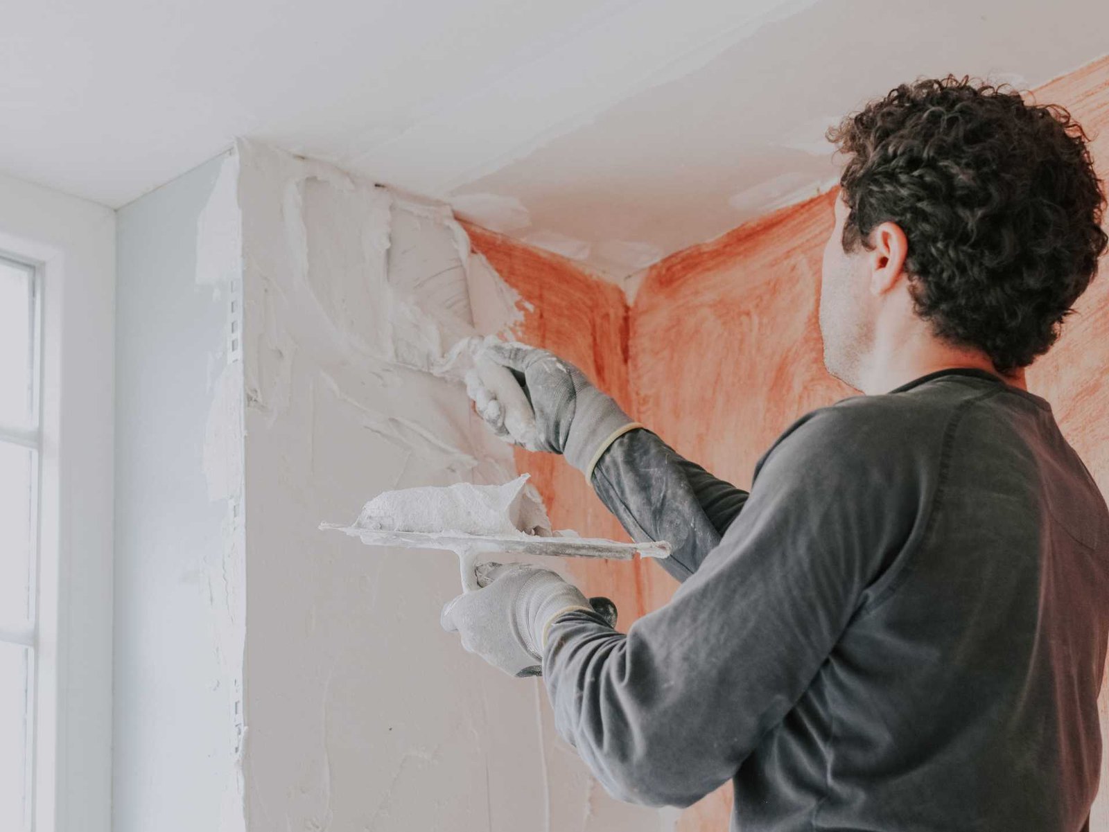 Gypsum plaster smooth wall finishing interior construction