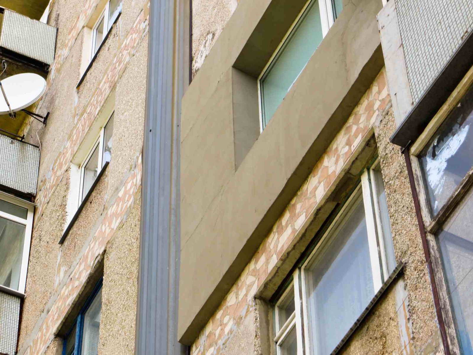 ETICS exterior insulation system application on building facade