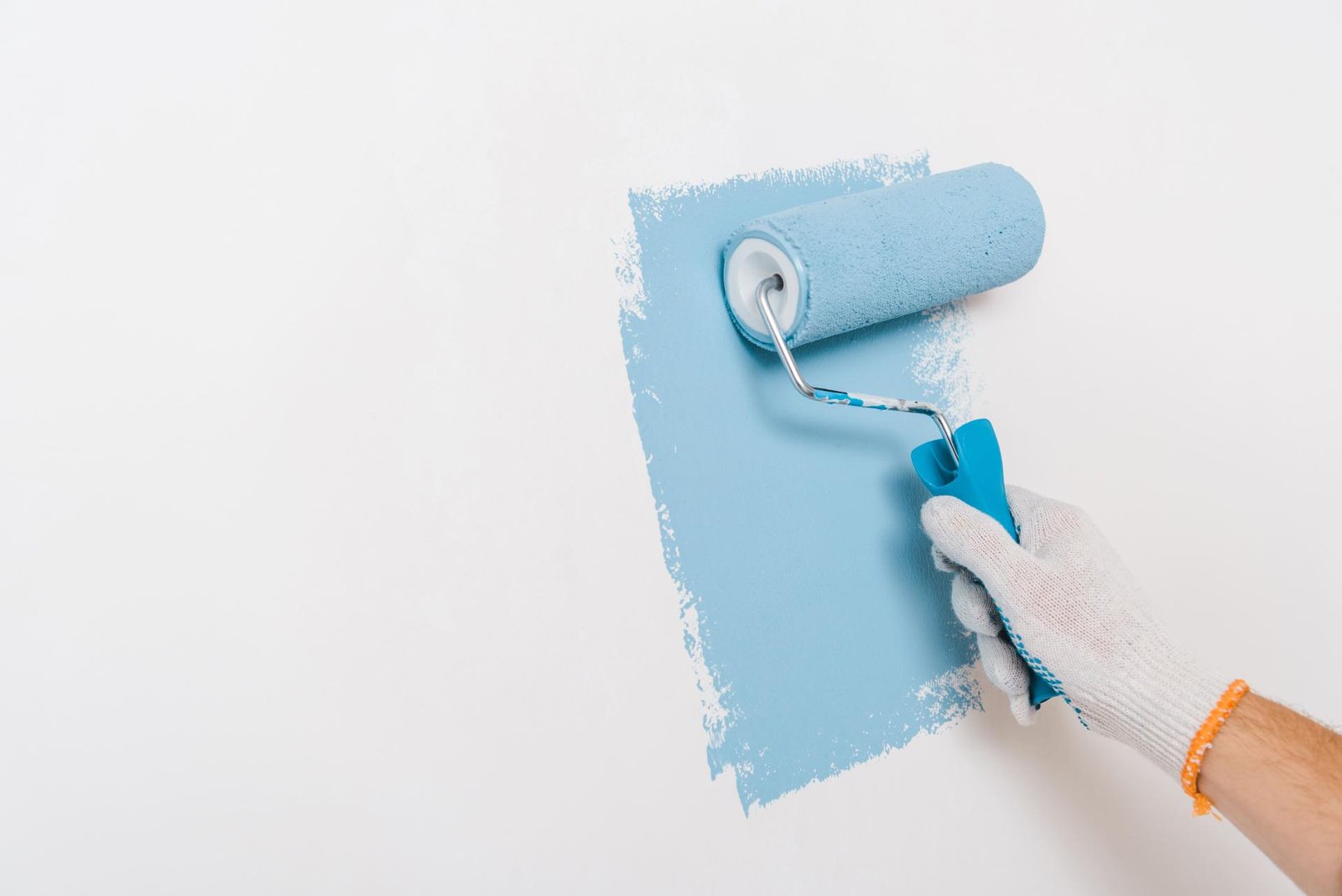 Texture coatings application on architectural wall surface for decorative water-based coating systems