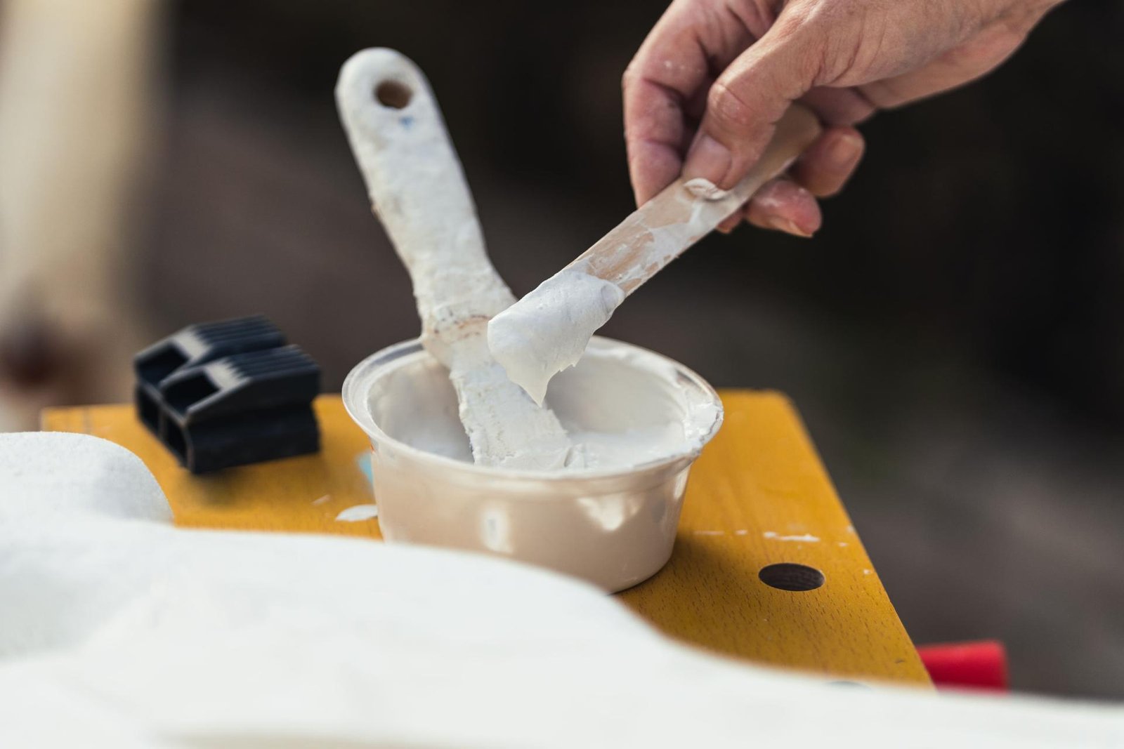 Construction and repair materials — sealants and paste-style repair systems